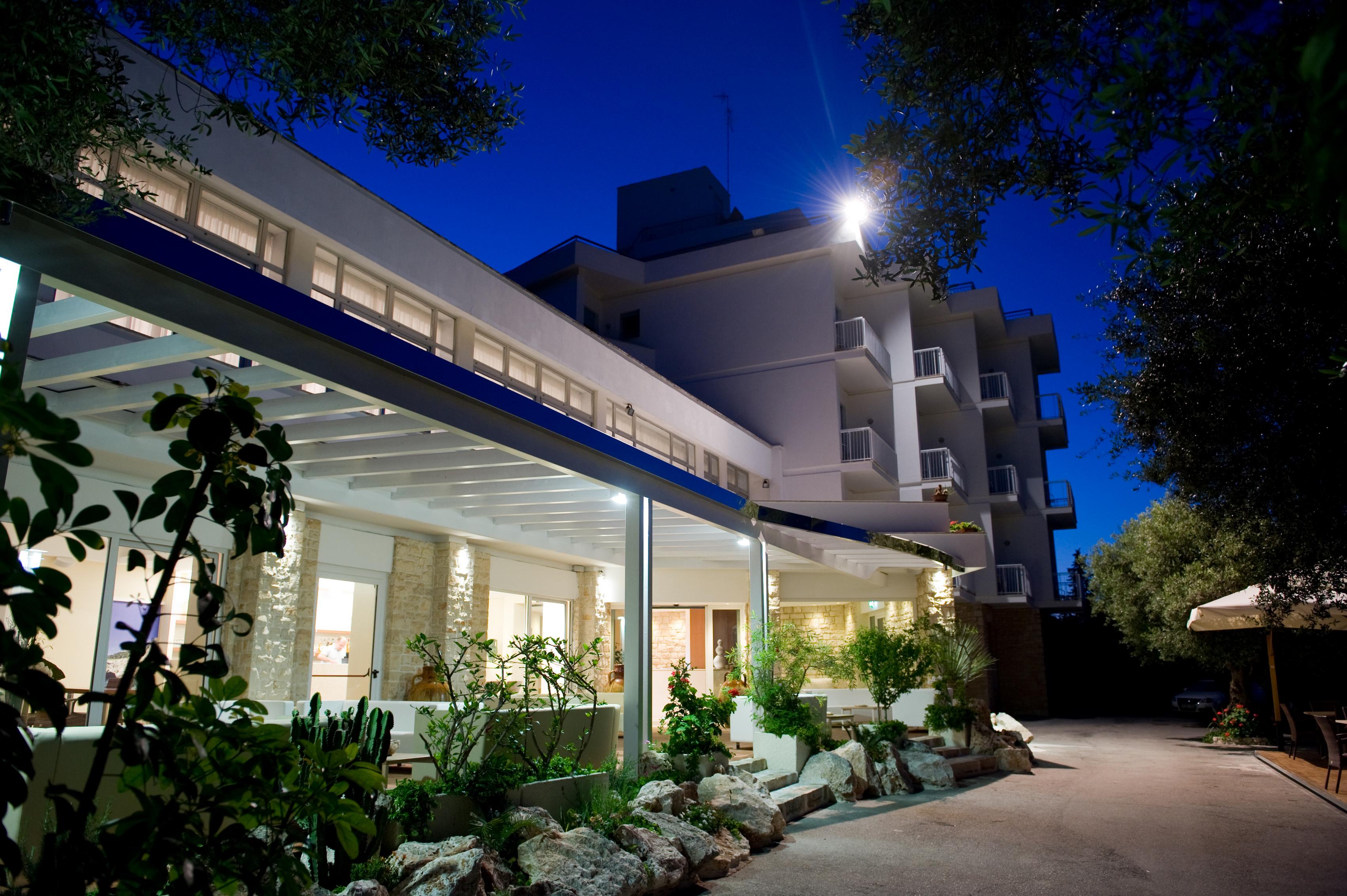 Hotel Orsa Maggiore Castro  Ngoại thất bức ảnh