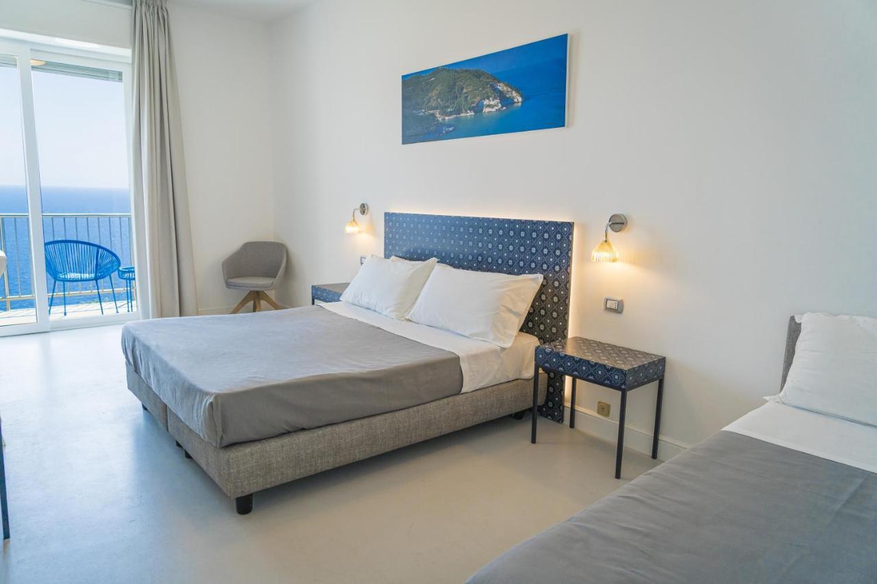 Hotel Orsa Maggiore Castro  Ngoại thất bức ảnh
