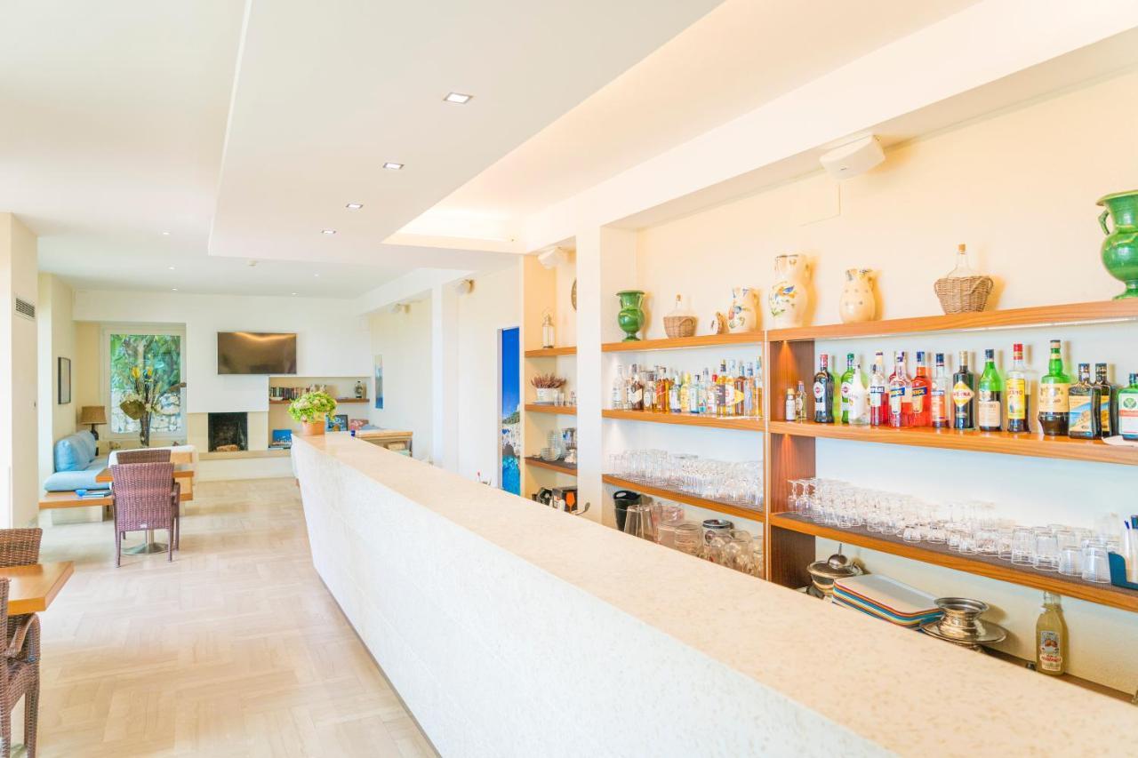 Hotel Orsa Maggiore Castro  Ngoại thất bức ảnh